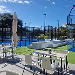 VillaEscondidaApartamento en chalet con vista abierta al mar