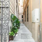 Deluxe Apartment - Historic Center By Rems