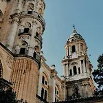 New Spacious And Cozy Apartment - Malaga