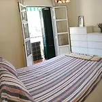 Confortable habitación céntrica en piso privado