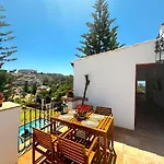 Villa Clavero Eight Premium Apt