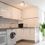 3 Rooms y 3 baths y aparcamiento Catedral Málaga
