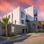 Modern Villa Cabopino