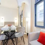 Cozy & Renovated Studio -Center