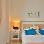 C41 - Modern & Comfy Flat City Center
