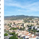 Skyline II Pool & Coworking By Ele Apartments