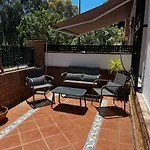 Gran Casa Cerca De La Playa Con 3 Dormitorios En Pedregalejo