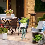 Hotel Plaza Del Castillo