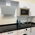 Lovely Studio In The Heart Of Malaga Free Swimming Pool