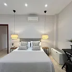 Granados II & Old Town By Ele Apartments