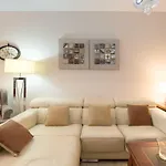 Keywise Perfect Location Next To Maria Zambrano Station, Central , Beach ,Pool And Free Parking
