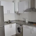 Modern studio flat close to Plaza Merced