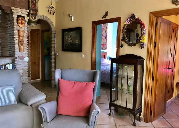 A Home-From-Home With Stunning Views Fibre-Optic Broadband + Uk And Spanish Tv