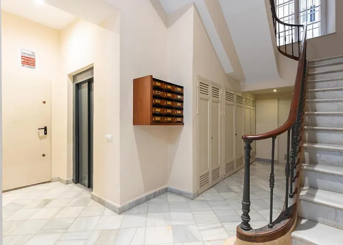 Julieta Historical Apartment by AlohaMálaga