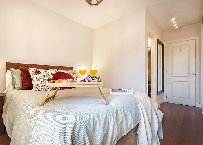 -Malagasunapts- Citycentre Private Terrace