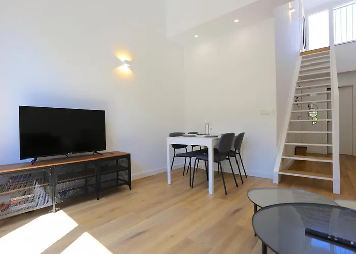 Juan De Austria Central Penthouse 4Pax