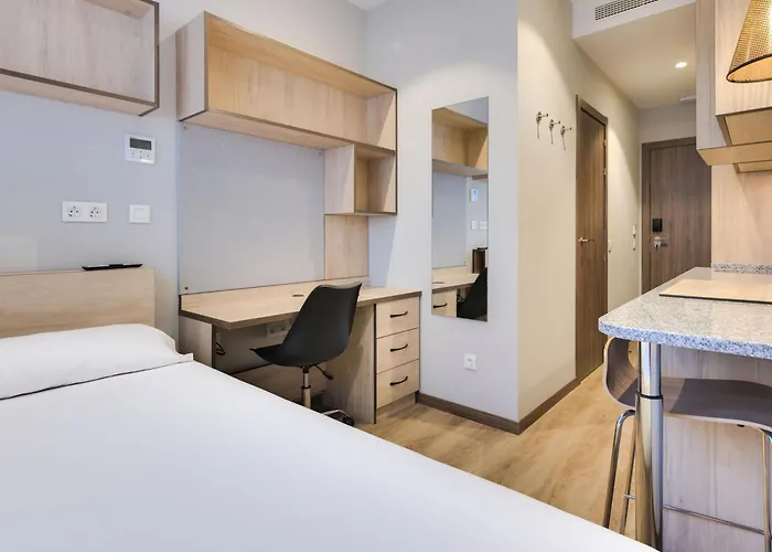 Livensa Living Studios Malaga Feria - SK