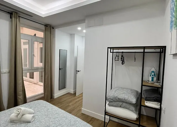 Apartamentos Plaza Uncibay