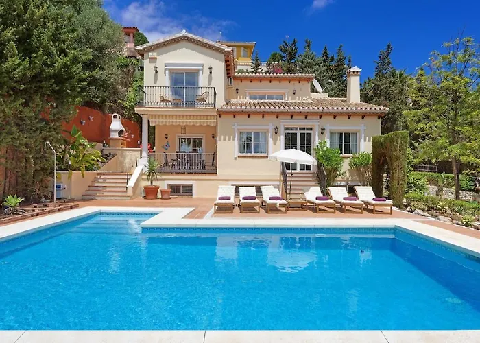 Villa Leones