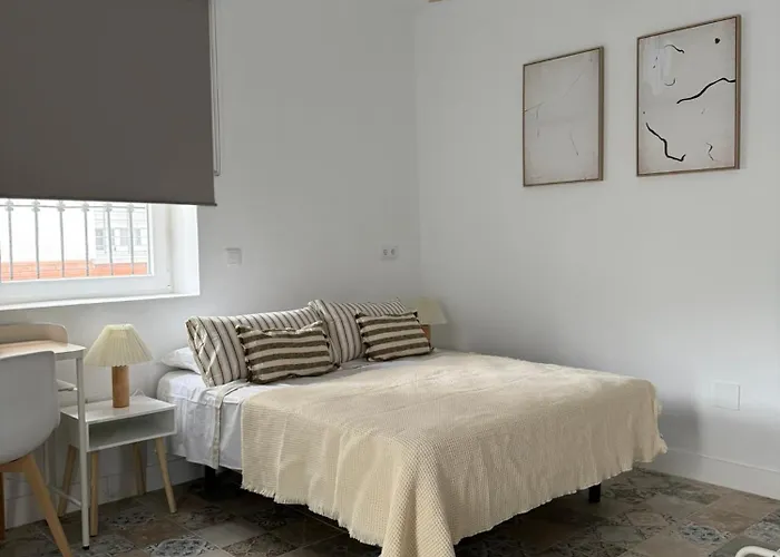 The Sunnydise Apartments