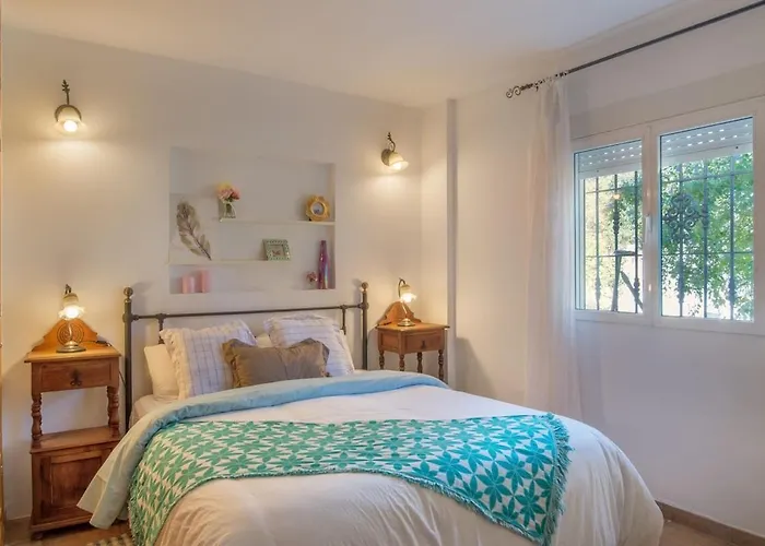 2 Independant Fully Equipped Villas With Heated Pool And Jacuzzi