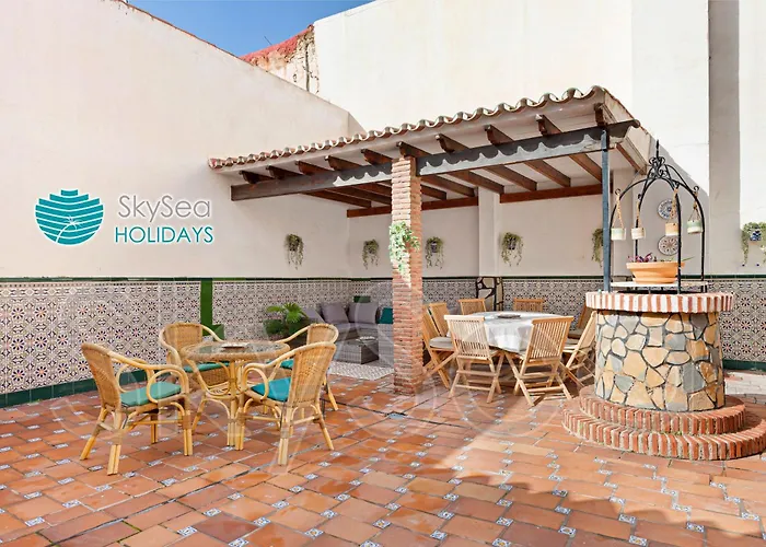 Casa Tipica Malaguena Con Patio En El Centro