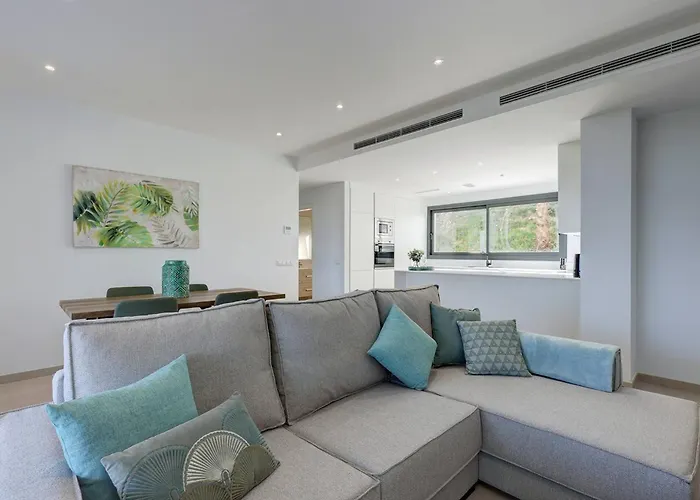 085 Modern Apartment In Trendy La Cala Golf Resort