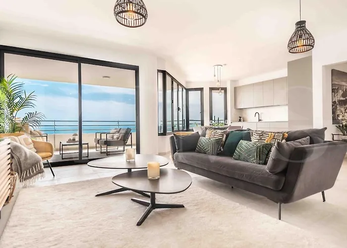 Hillside Gem, Panoramic Sea Views And 2 Terraces Rems