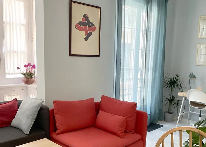 Elegancia Y Confort En El Corazon De Malaga