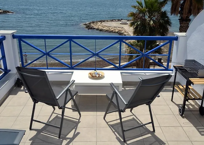 Apartamentos La Perla Azul