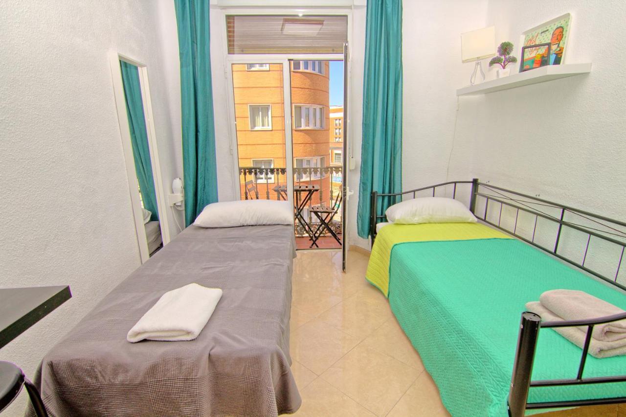 Balcony & Centro Homestay Malaga