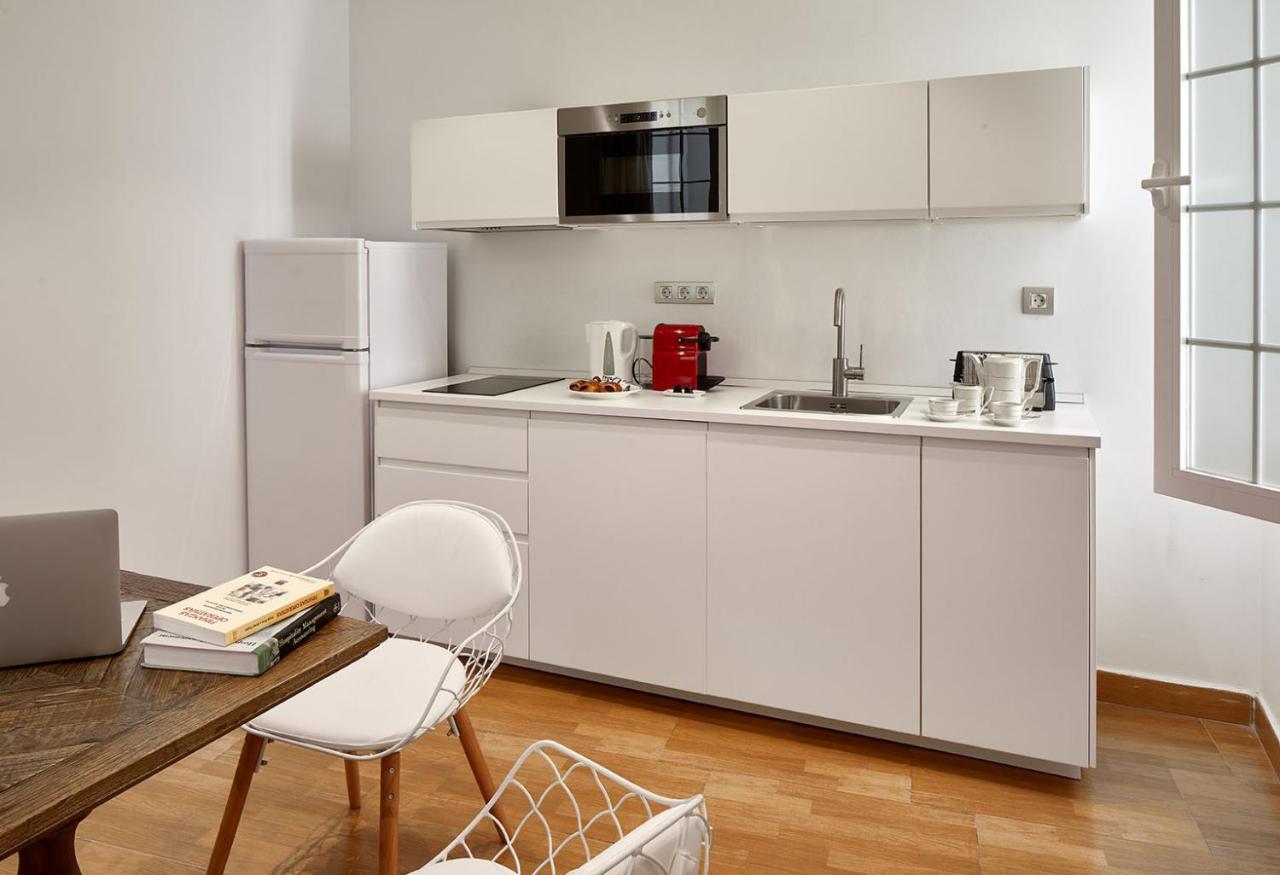Lodgingmalaga Plaza Constitucion Apartment