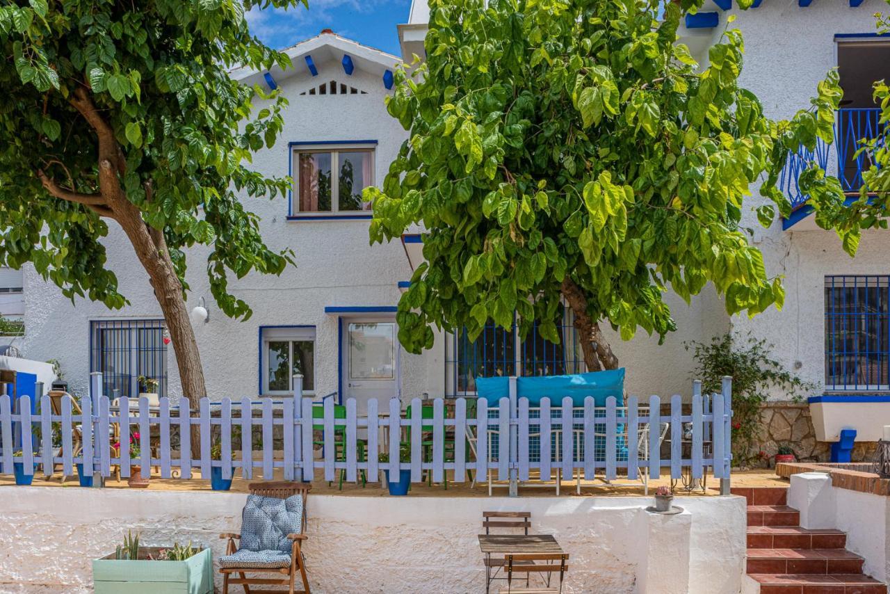 Homestay Blue Castle