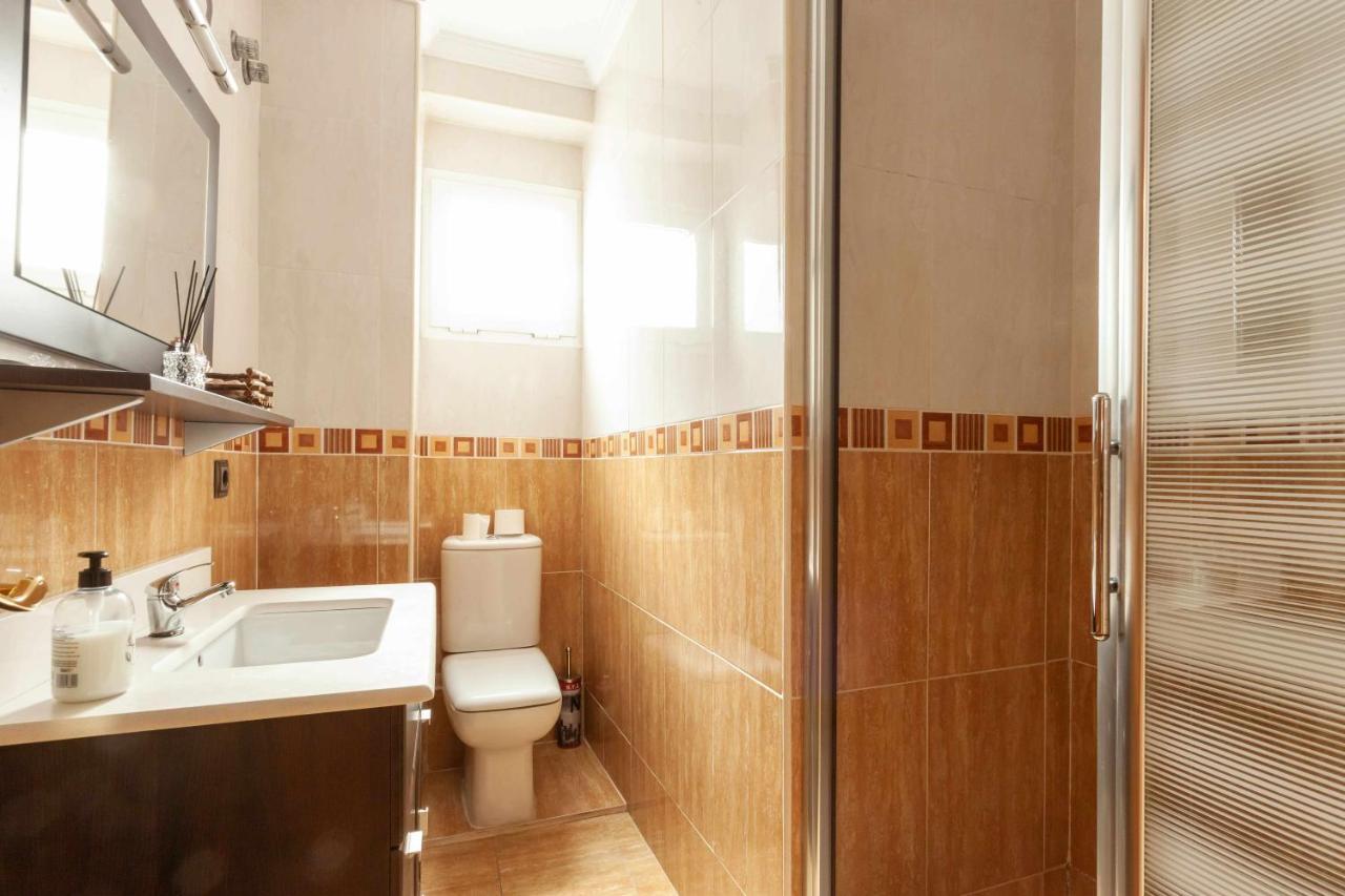 Nicemalaga Junto Al Centro Familias Grupos 7hab Apartamento