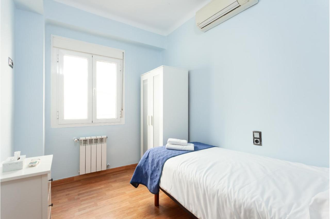 Nicemalaga Junto Al Centro Familias Grupos 7hab Apartamento