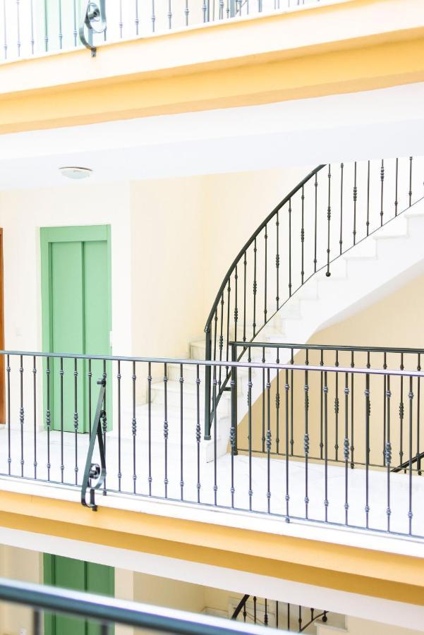 Apartment Blonski-yellow Malaga