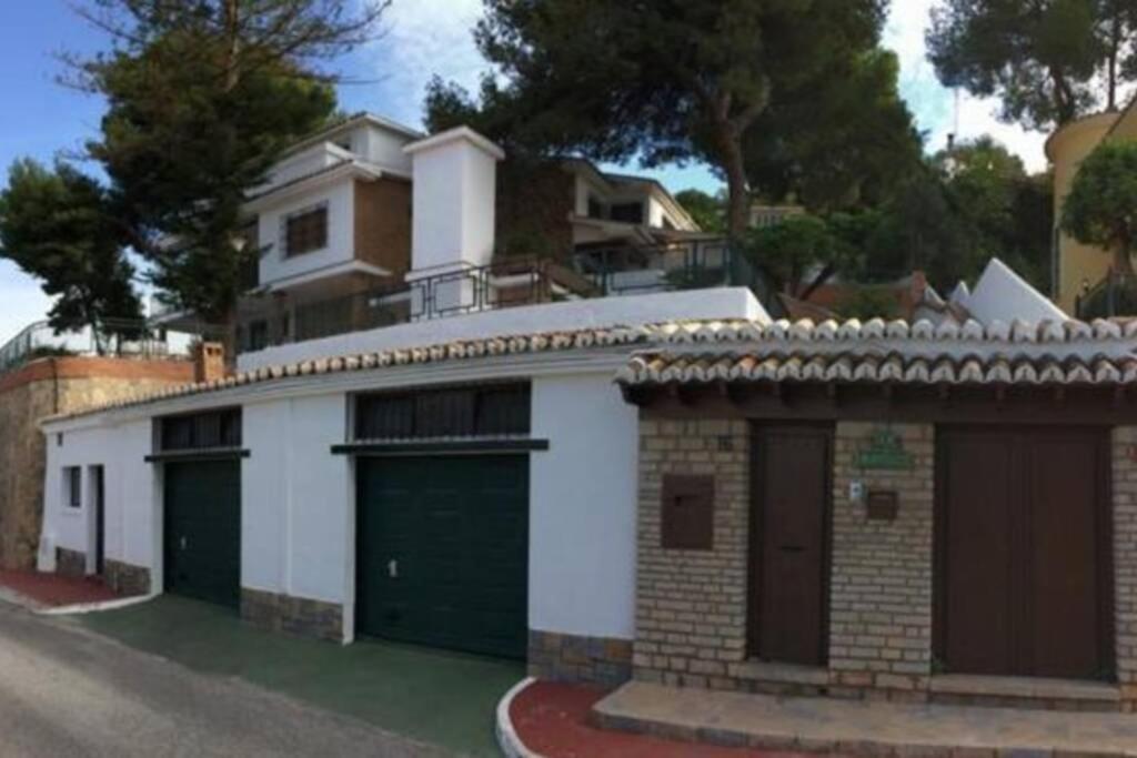 Cerca De La Playa,piscina Privada,bbq Villa *