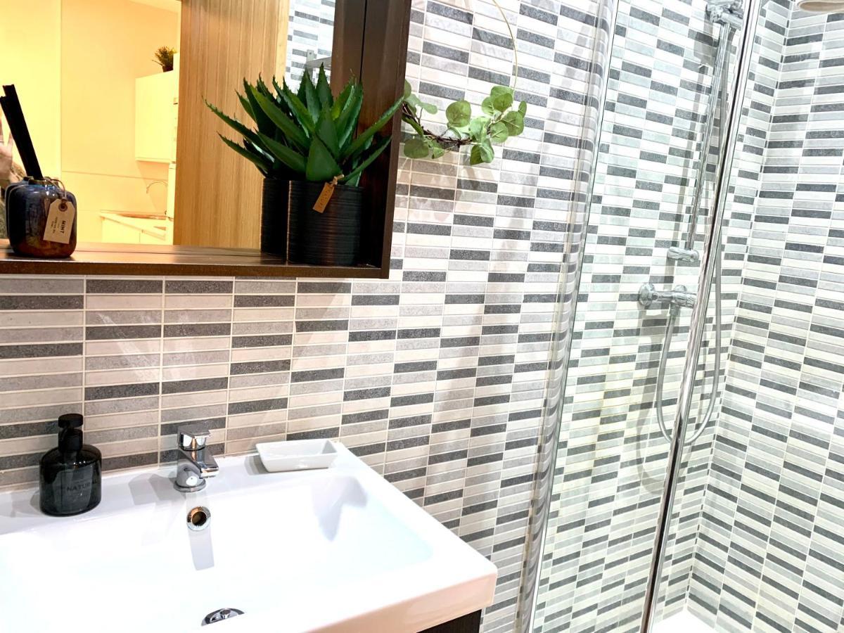 Apartment Homely Refino 1-i6 Y Bajo E5