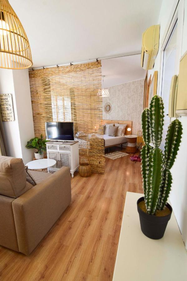 Apartamento Letmalaga Economy Ciudad Jardin