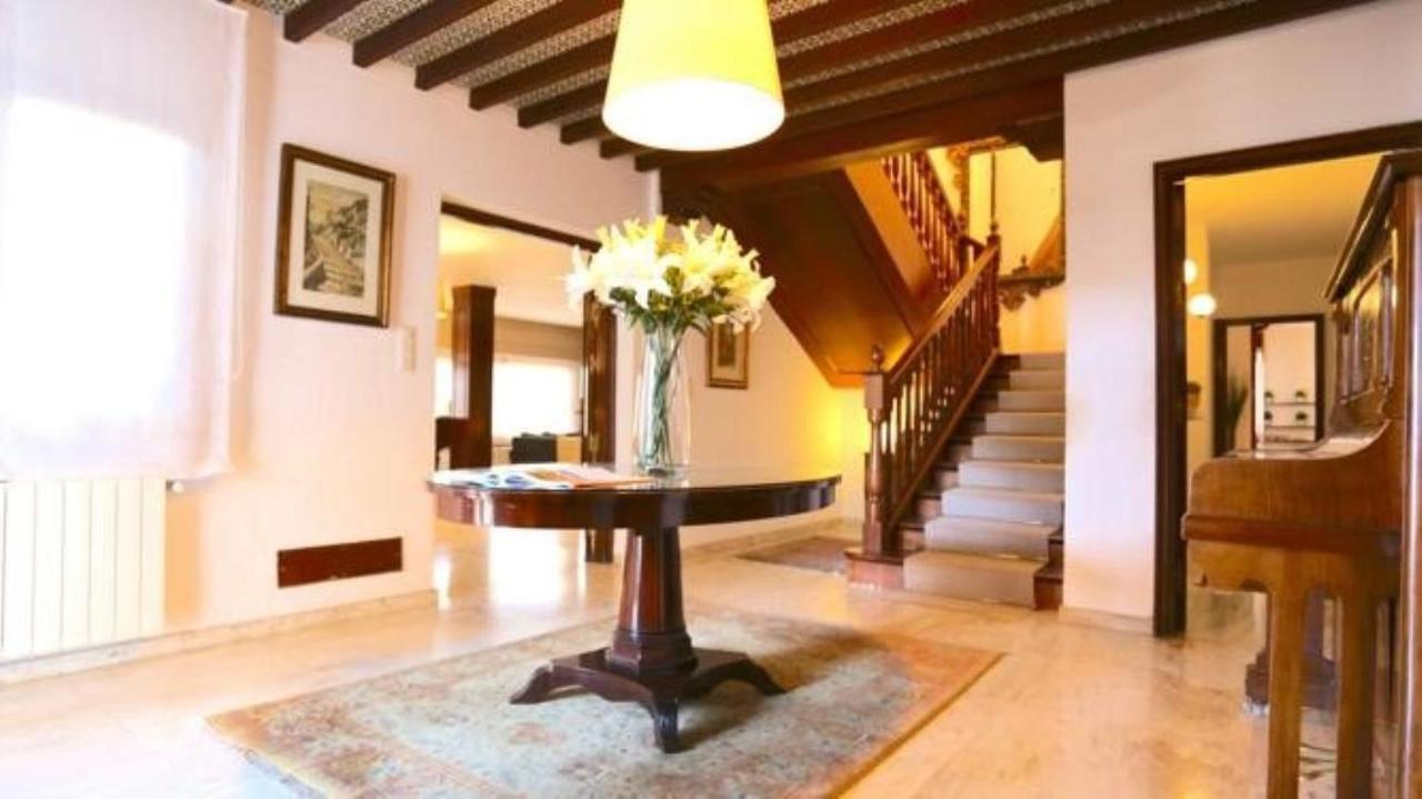 Cerca De La Playa,piscina Privada,bbq Villa *