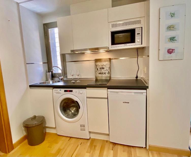 Apartamento Estudio Con Parking En El Centro De
