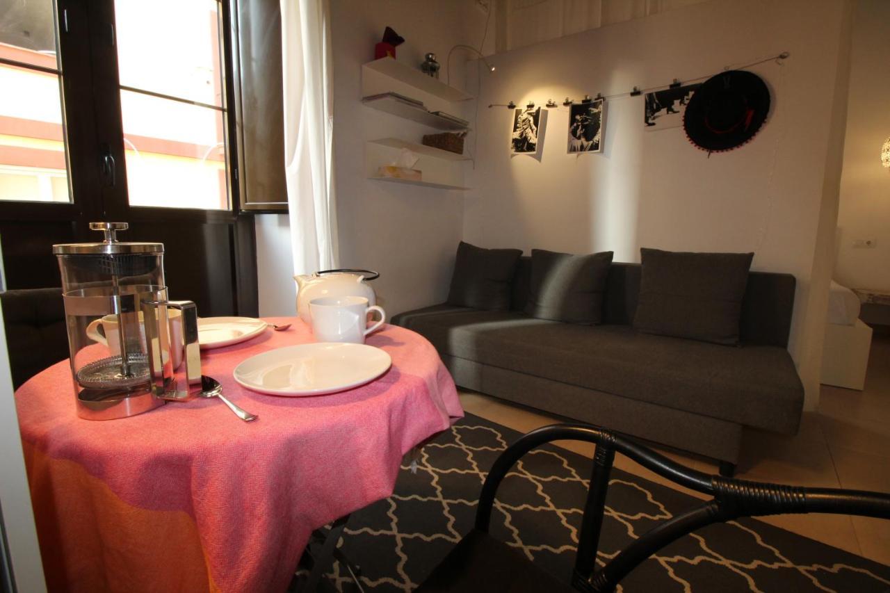 Del Parque Flats Alvarez Apartment *