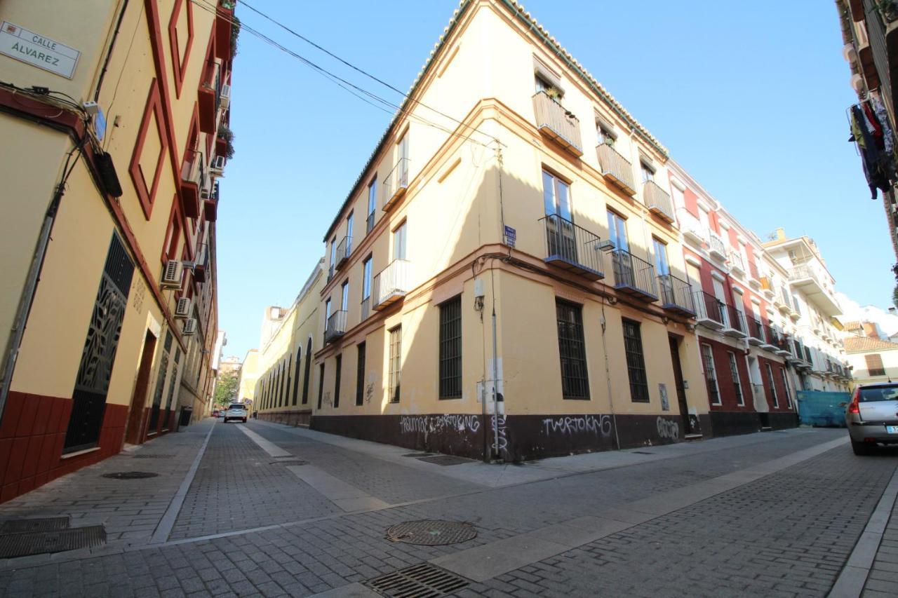Del Parque Flats Alvarez Apartment