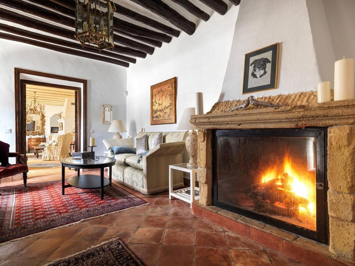 Villa Historical Charming Cortijo Antequera Exclusive Málaga