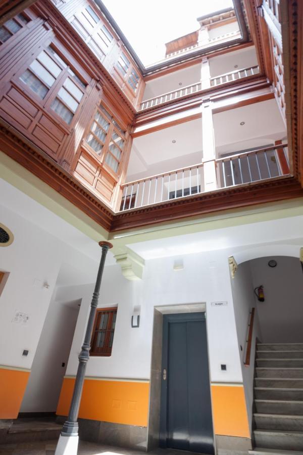 Sea & Wave Carreteria Apartment Malaga