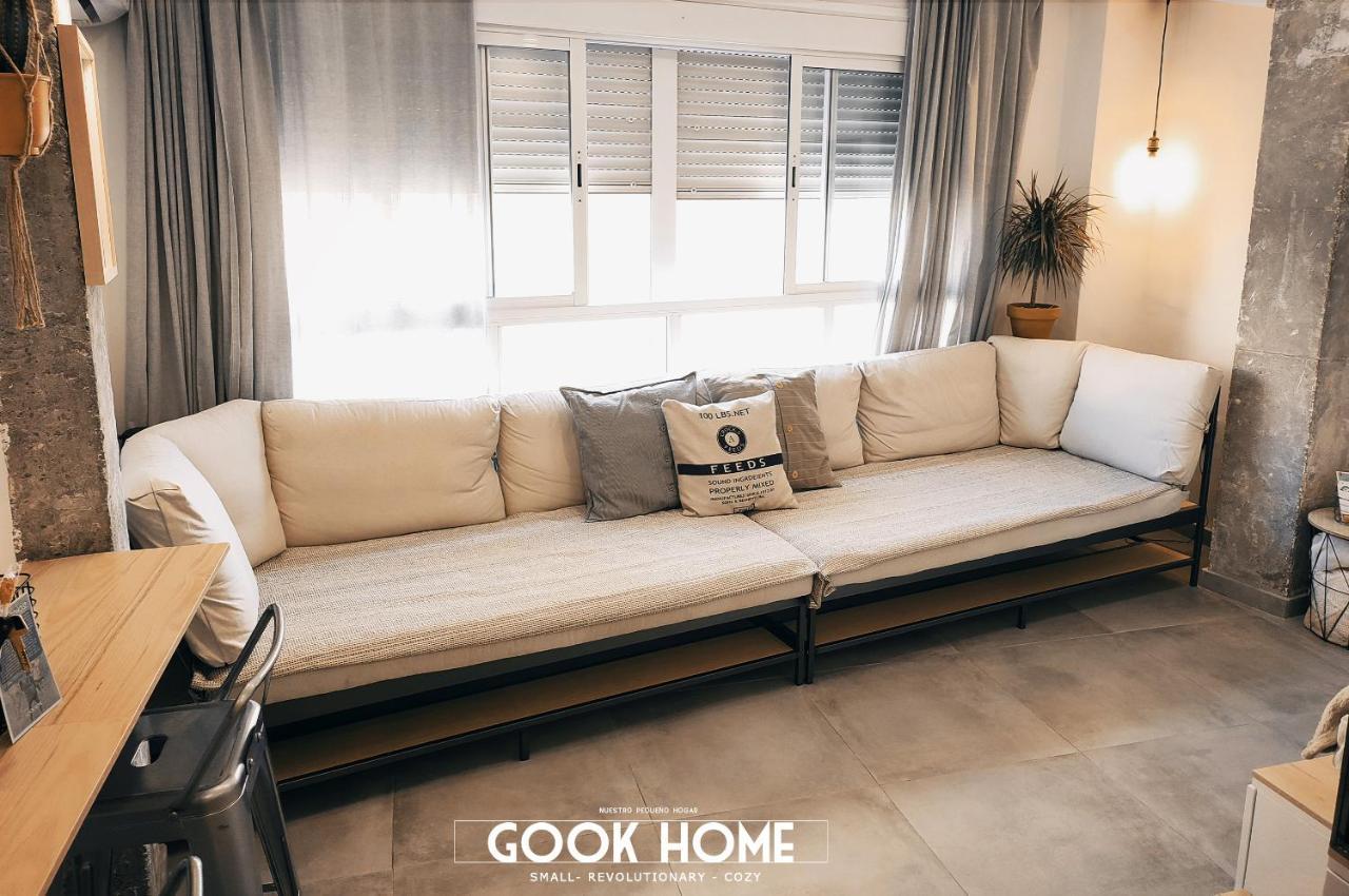 Gook Apartment *