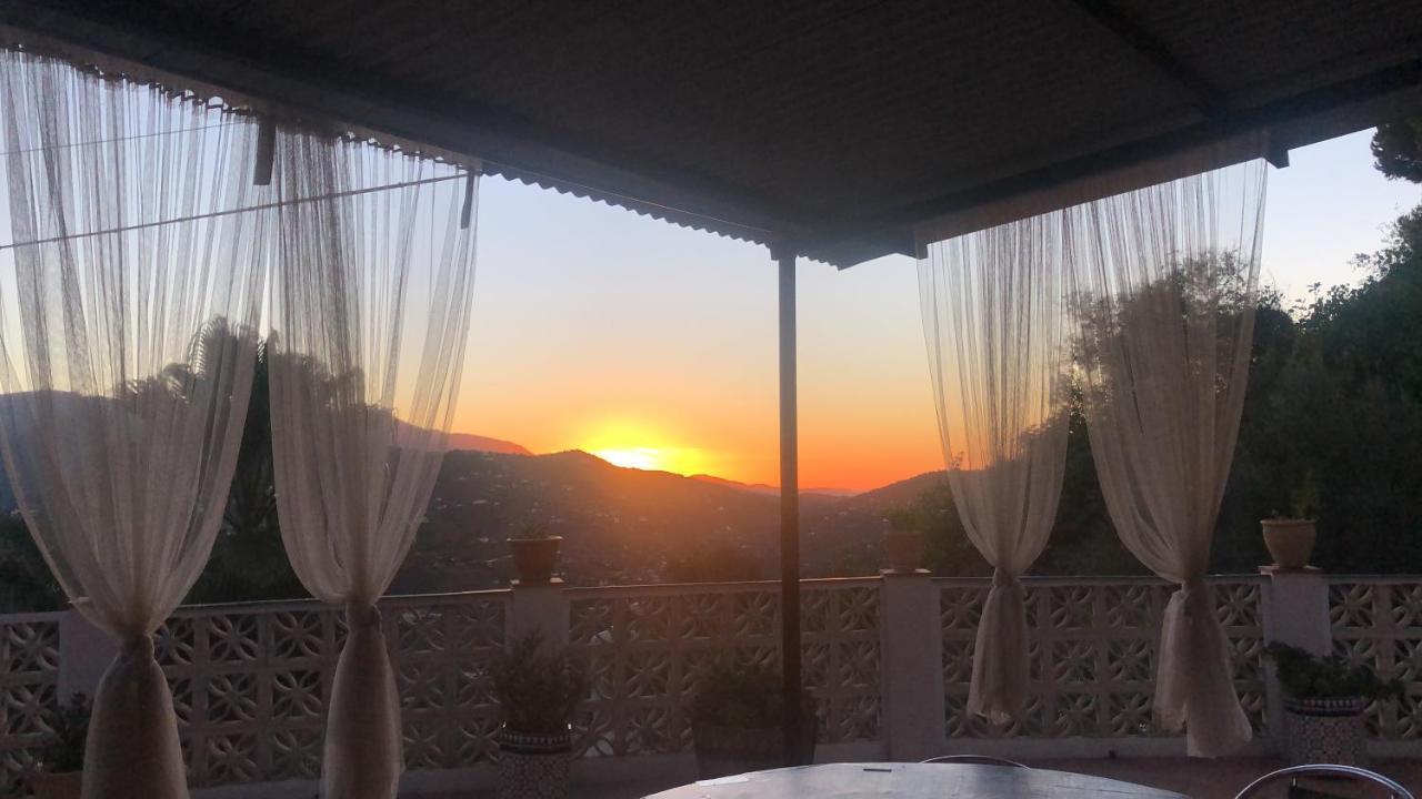 Chalet Cristina- Piscina Climatizada *