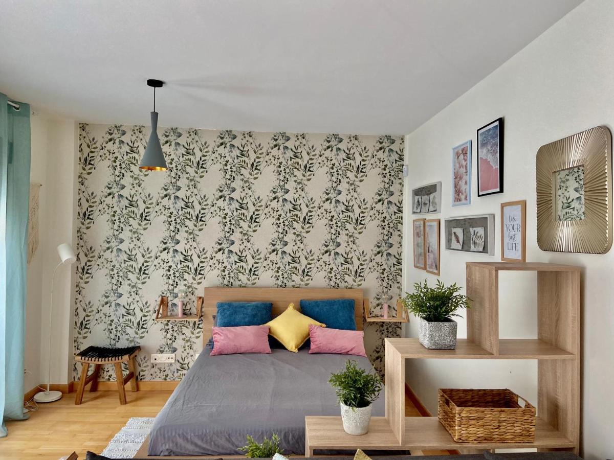 Estudio Con Parking En El Centro De Apartamento *