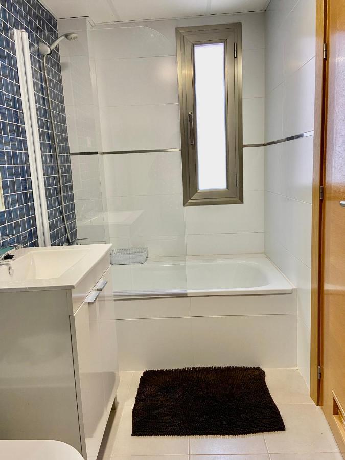 Apartamento Estudio Con Parking En El Centro De Málaga