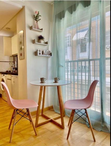 Estudio Con Parking En El Centro De Apartamento